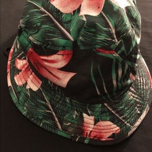 Bucket Hat (FLORAL)